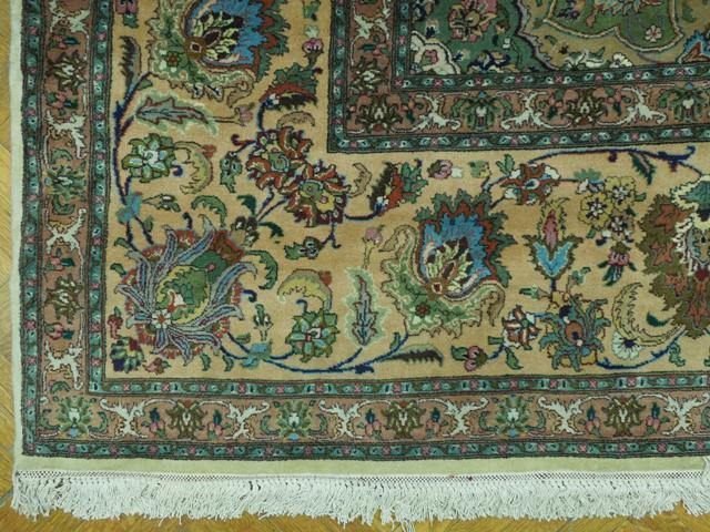  Authentic-Fine-Persian-Tabriz-Rug.jpg 