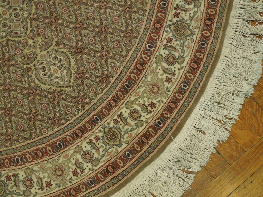 5x5 Fine Quality Wool&Silk Round Rug - China - bestrugplace