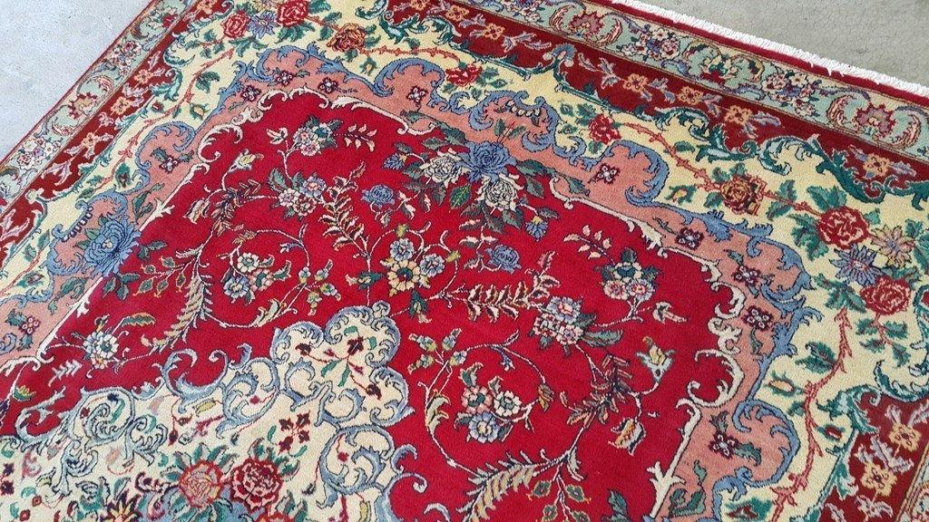 Luxurious-Authentic-Persian-Tabriz-Rug.jpg