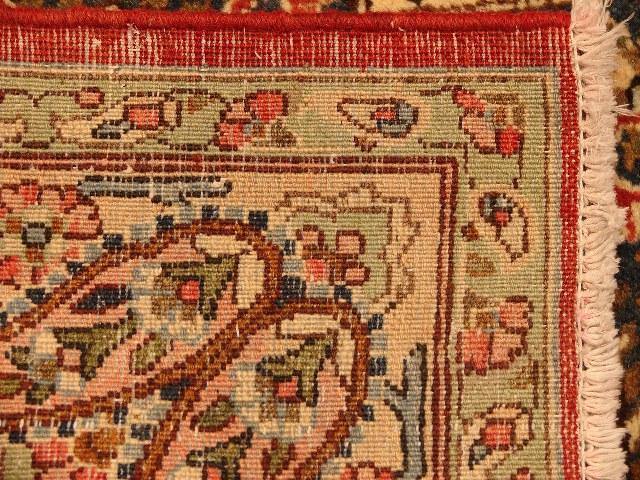 Authentic-Persian-Sarouk-Rug.jpg
