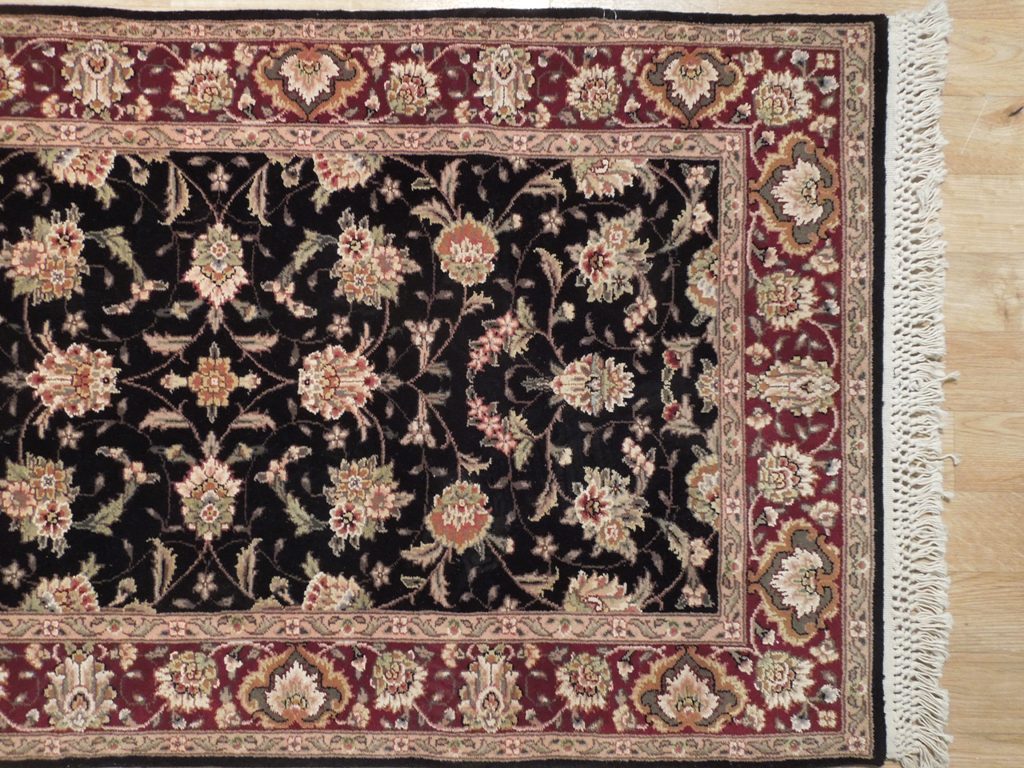 3' x 8' Black Wool & Silk Fine Quality Runner Rug 19000