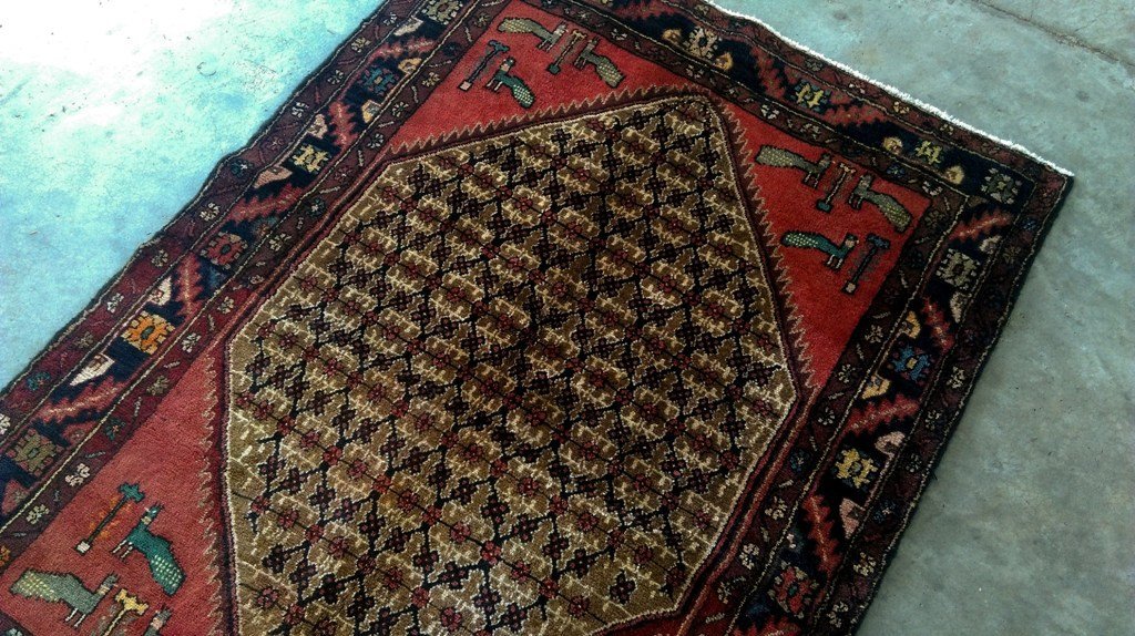 Traditional-Persian-Handmade-Kurd-Bijar-Rug.jpg 