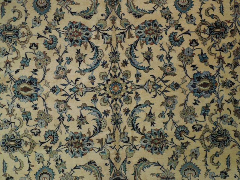 Luxurious-Persian-Kashan-Rug.jpg