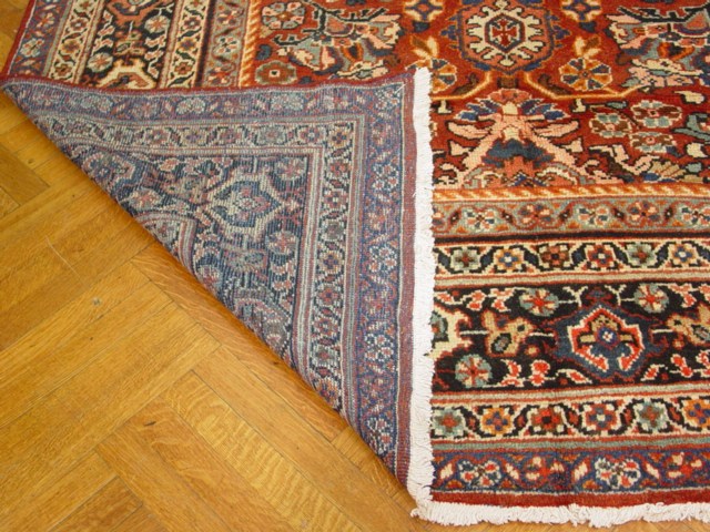 10.6 x 17 ANTIQUE Persian Sarouk Rug 390