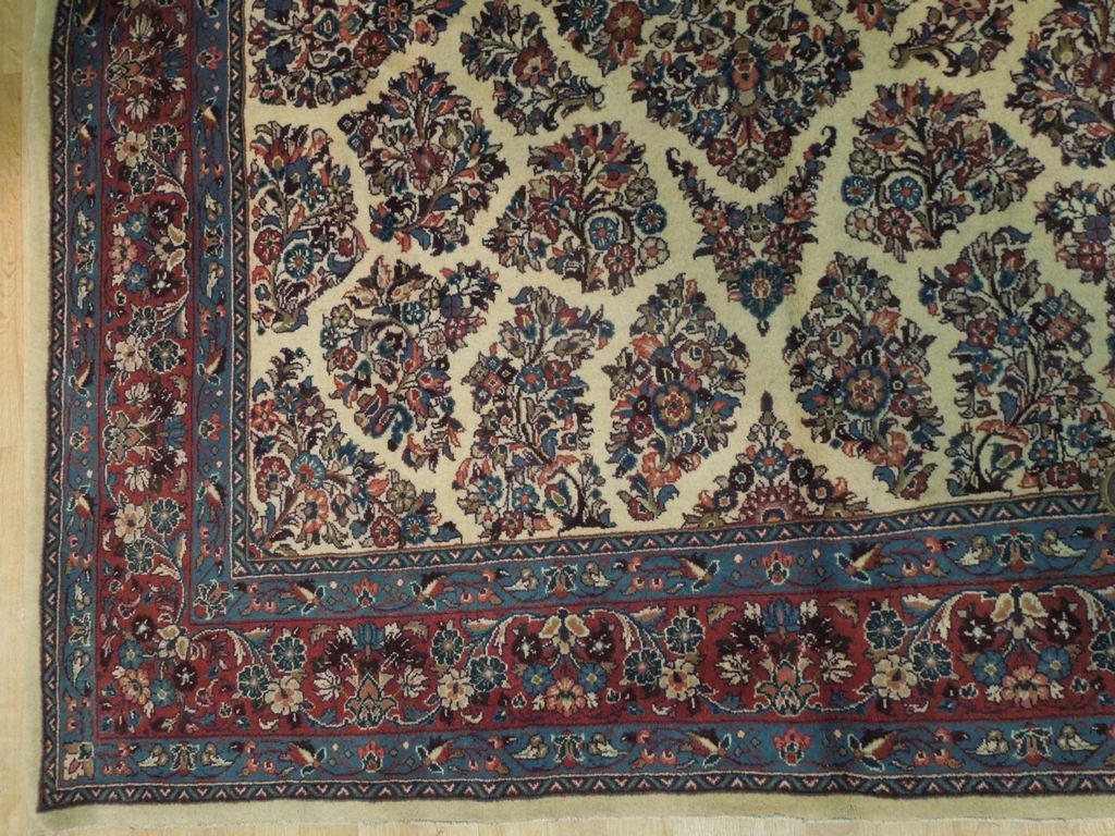 Luxurious-Authentic-Persian-Sarouk-Rug.jpg