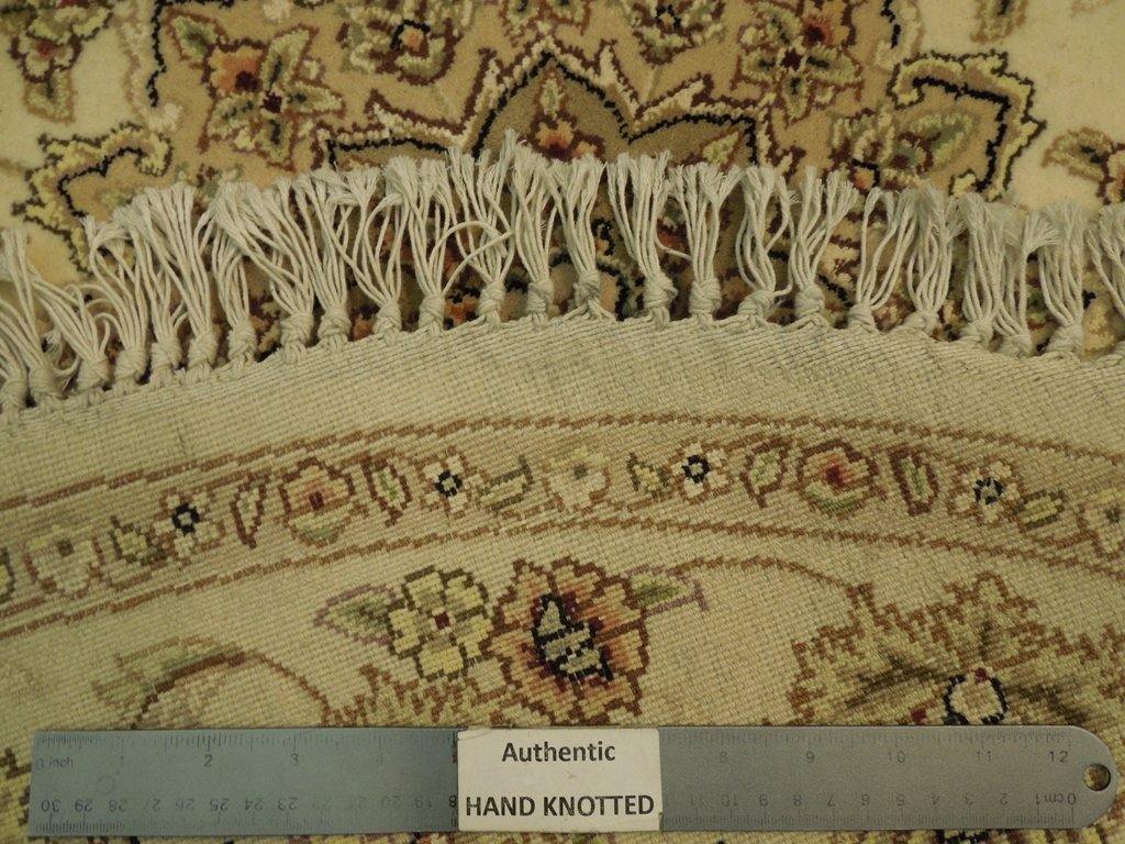 5x5 Fine Quality Wool&Silk Round Rug - China - bestrugplace