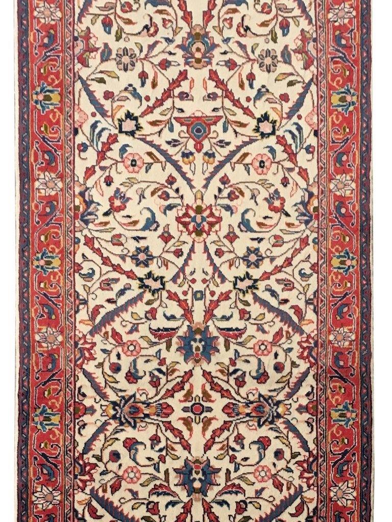 Luxurious-Persian-Sarouk-Rug.jpg