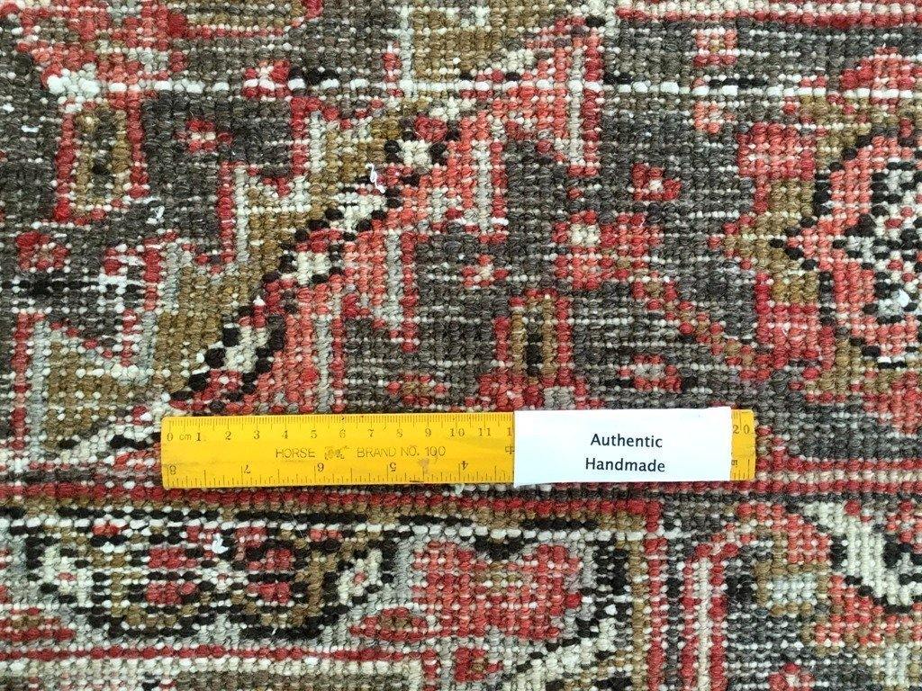 Persian-Heriz-Rug.jpg 