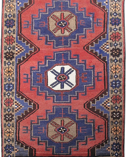 Luxurious-Persian-Zanjan-Rug.jpg