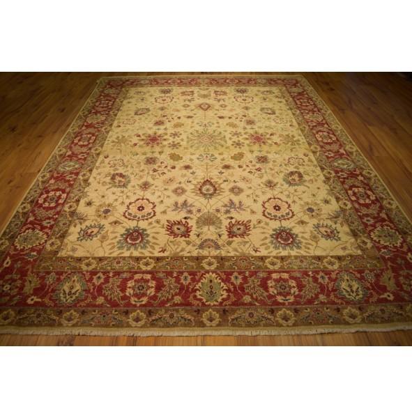 Luxurious-Authentic-Traditional-Rug.jpg